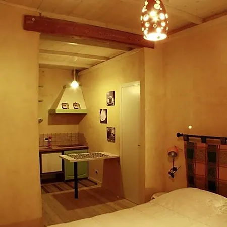 فندق مبيت وإفطار Nascondino 3*